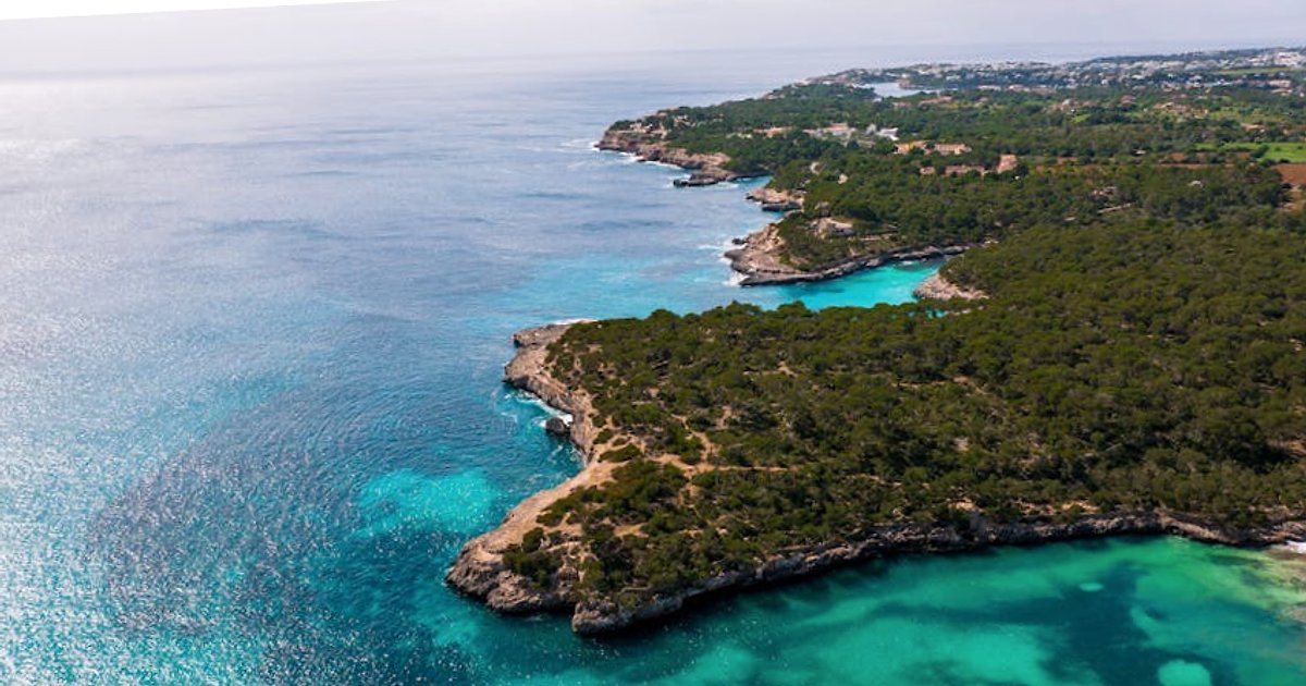 Coppie e Instagram: le spiagge più fotogeniche di Maiorca per reel che funzionano davvero