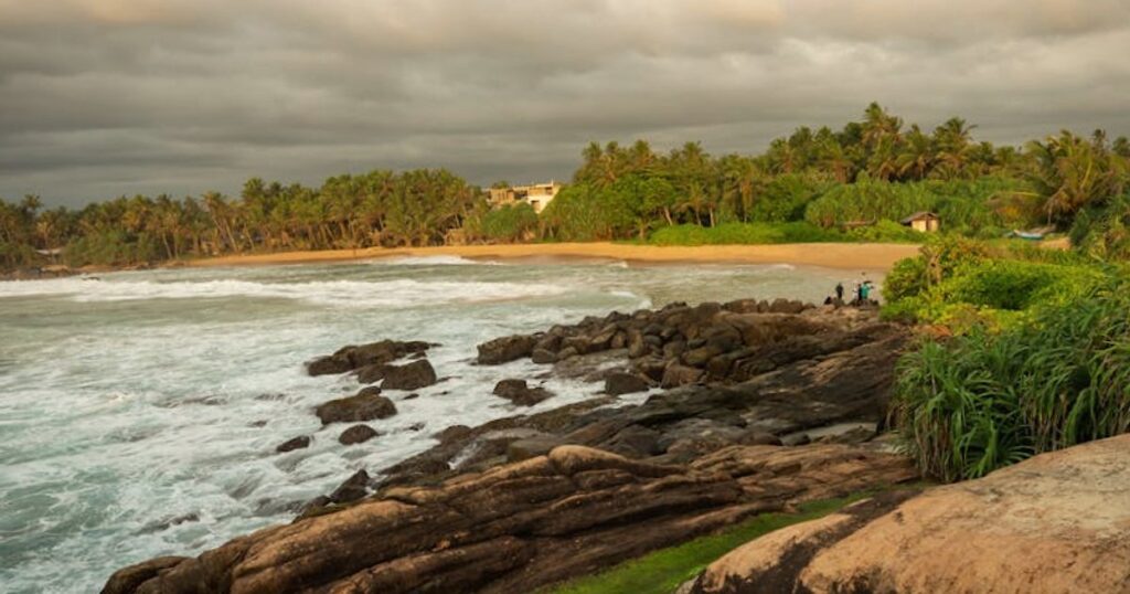 Sri Lanka in alta o bassa stagione? La guida onesta a meteo, prezzi e folla